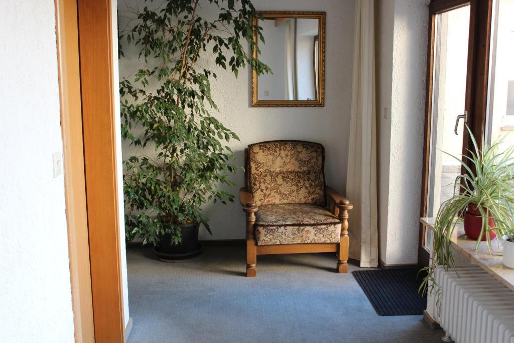Landhotel Zur Kanne Neresheim エクステリア 写真