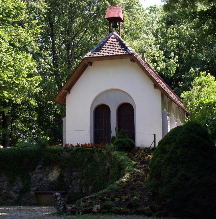 Landhotel Zur Kanne Neresheim エクステリア 写真